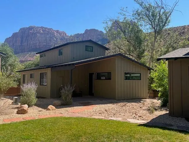 1775 Zion Park Blvd #3, Springdale, UT 84767 - Image #2