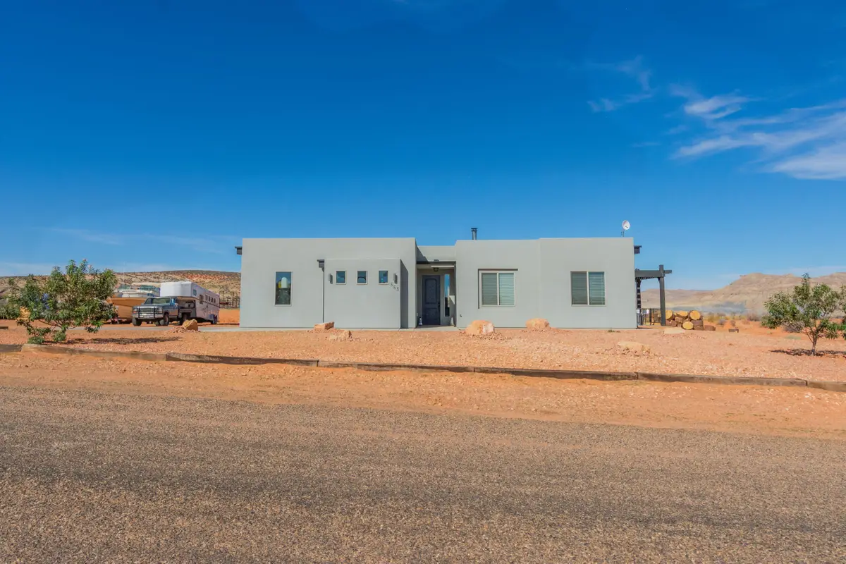 665 S Shelter Cove Dr, Big Water, UT 84741 - Image #1