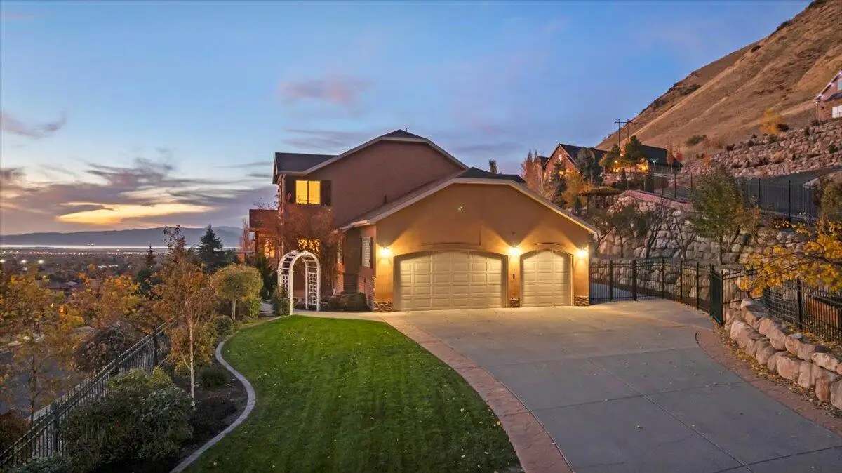 2541 E Stonebury Loop Rd, Springville, UT 84663 - #1