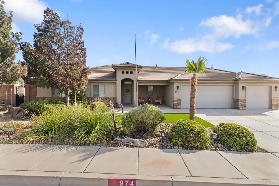 974 N Painted Cloud Place, Washington, UT 84780 - Image #2