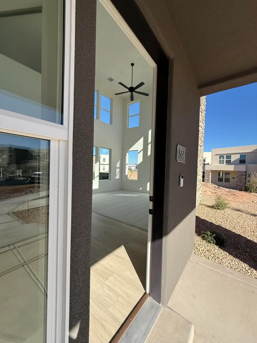 544 W Olive Ln, Saint George, UT 84790 - Image #2