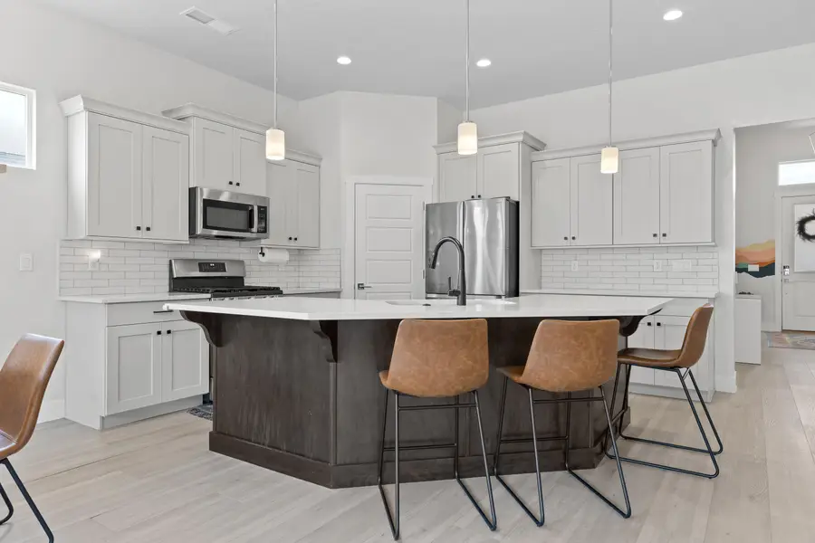 2929 E Beartrap Canyon Dr, Washington, UT 84780 - Image #2