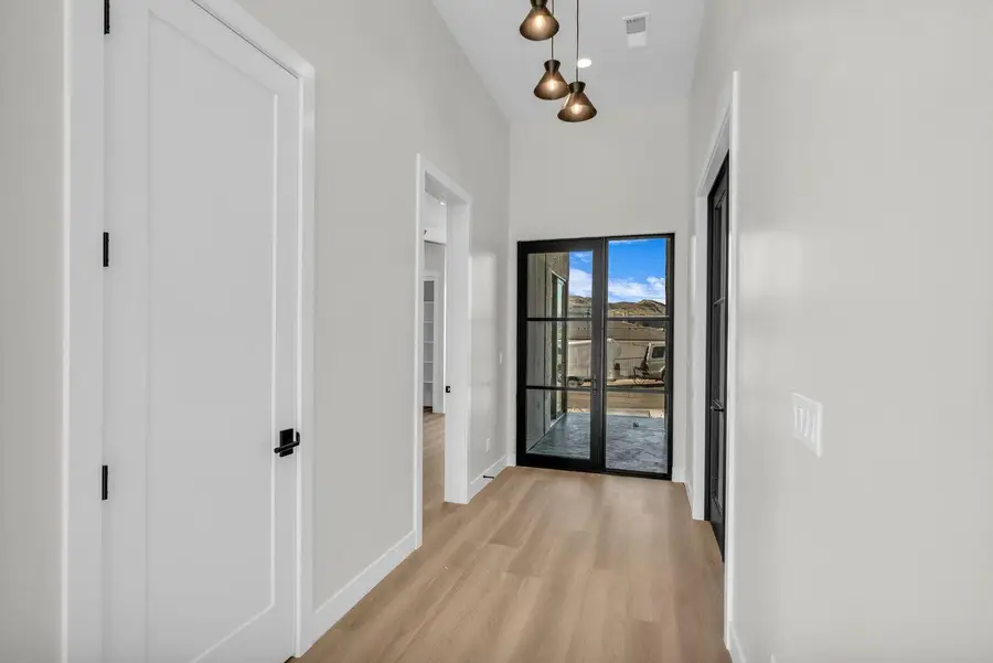 281 E 1050 N, Hurricane, UT 84737 - Image #3