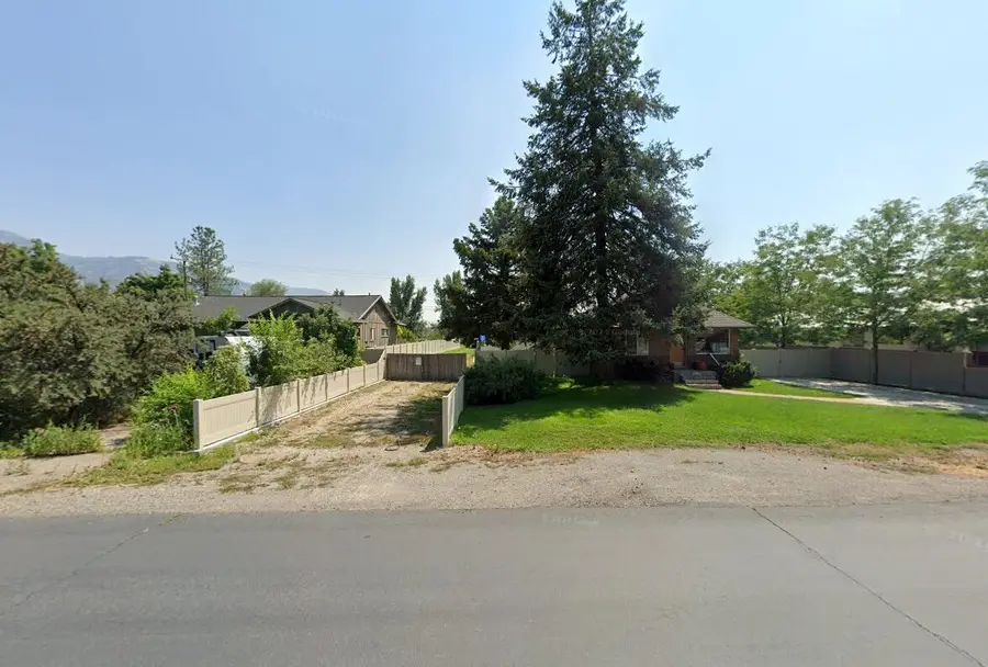 330 E 700 S, River Heights, UT 84321 - Image #2