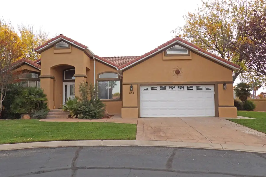 853 W Kestrel Ct, Washington, UT 84780 - Image #2