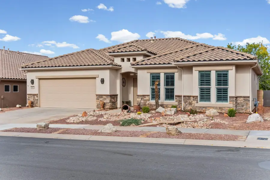 4975 S Bonita Bay Dr, Saint George, UT 84790 - Image #2