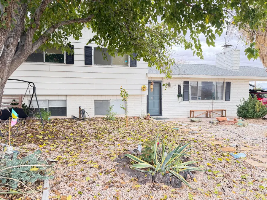 948 N 2050 E Cir, Saint George, UT 84770 - Image #2