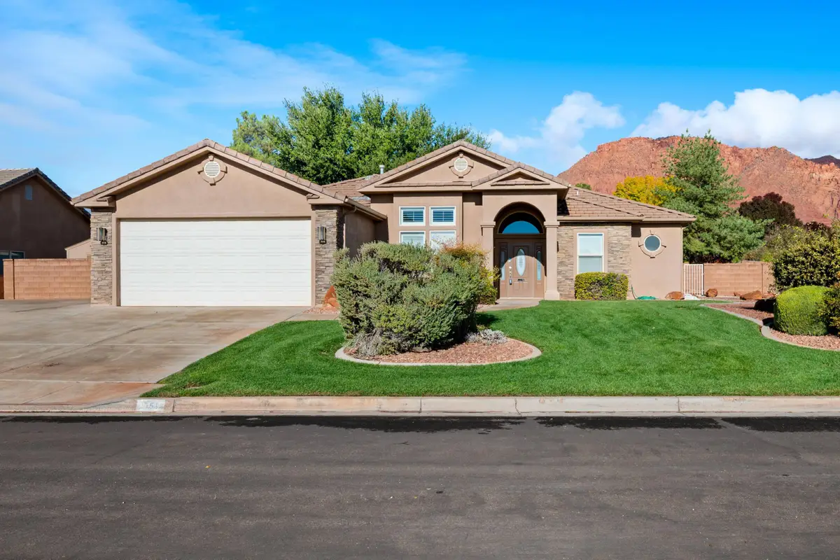 551 E Vasquez Dr, Ivins, UT 84738 - Image #1