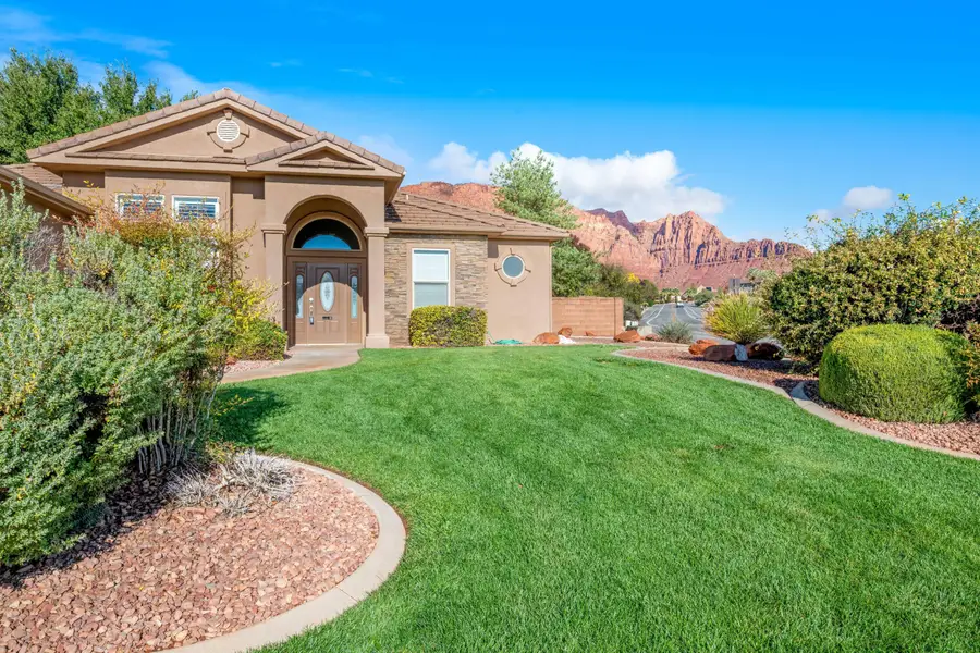 551 E Vasquez Dr, Ivins, UT 84738 - Image #2