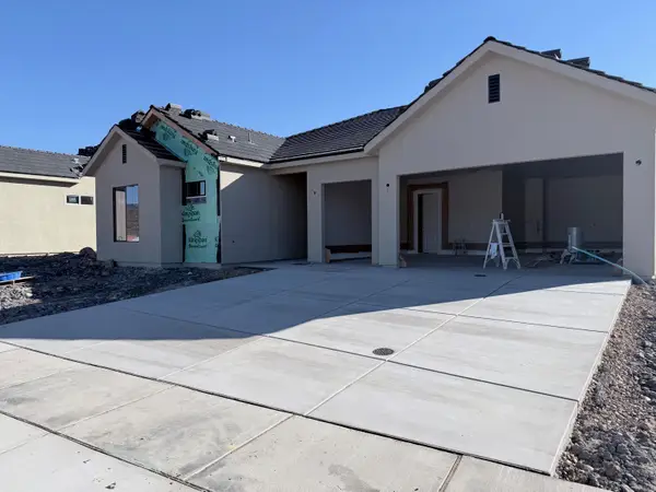 973 W Davis Ave, Toquerville, UT 84774