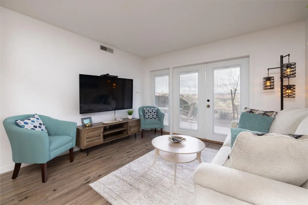 1845 W Canyon View Dr #302, Saint George, UT 84770 - Image #1