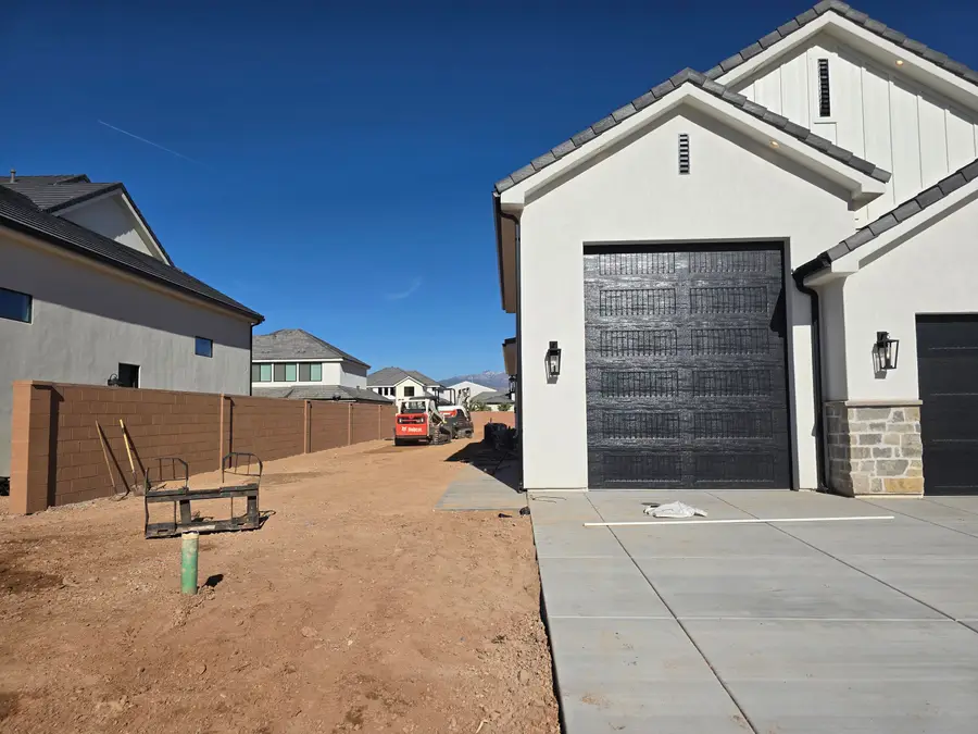 3163 E 2170 S, Saint George, UT 84790 - Image #2