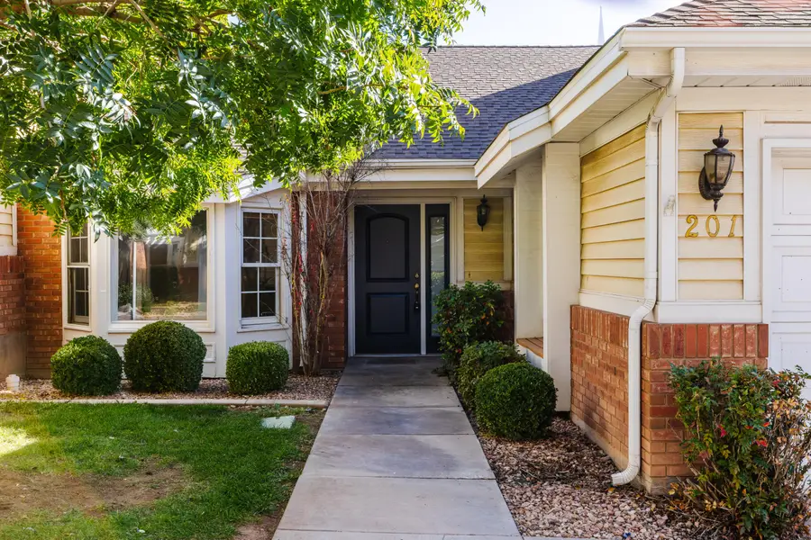 845 N Valley View Dr #201, Saint George, UT 84770 - Image #2