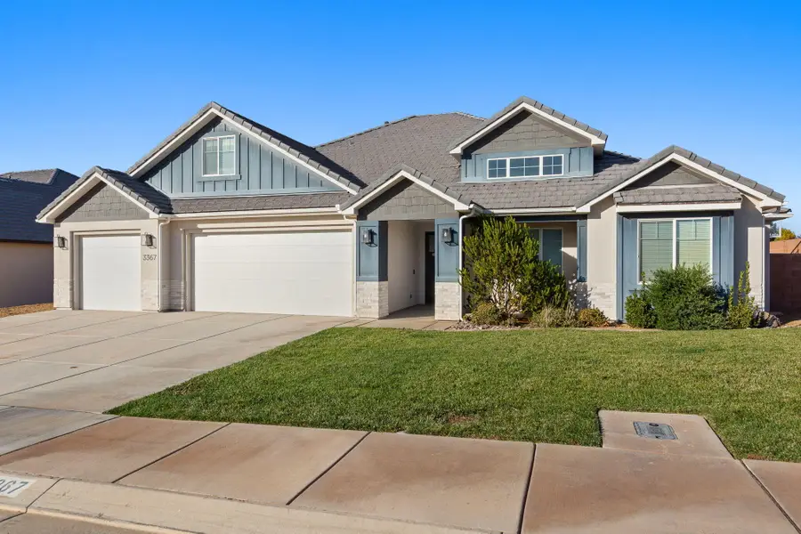3367 Chimney Rock Dr, Saint George, UT 84790 - Image #2