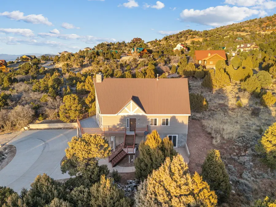 2081 S High Juniper Dr, Cedar City, UT 84720 - Image #2