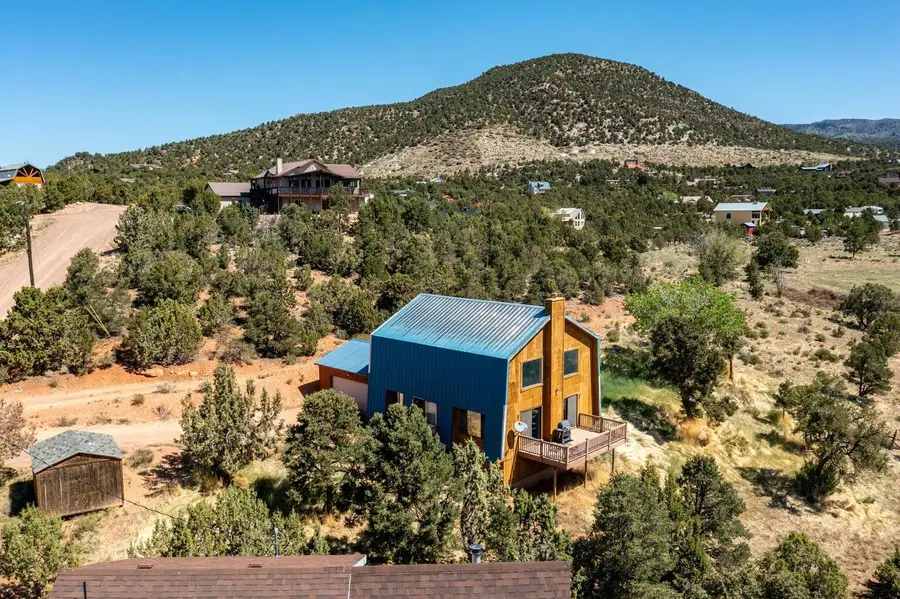 122 N Pine View Dr, Central, UT 84722 - Image #2