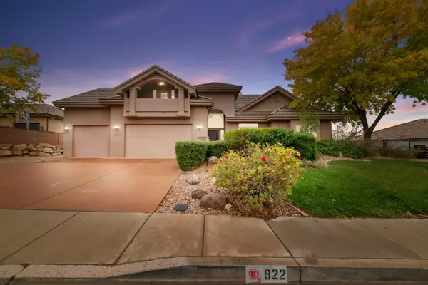 922 E Silver Shadows Dr, Washington, UT 84780