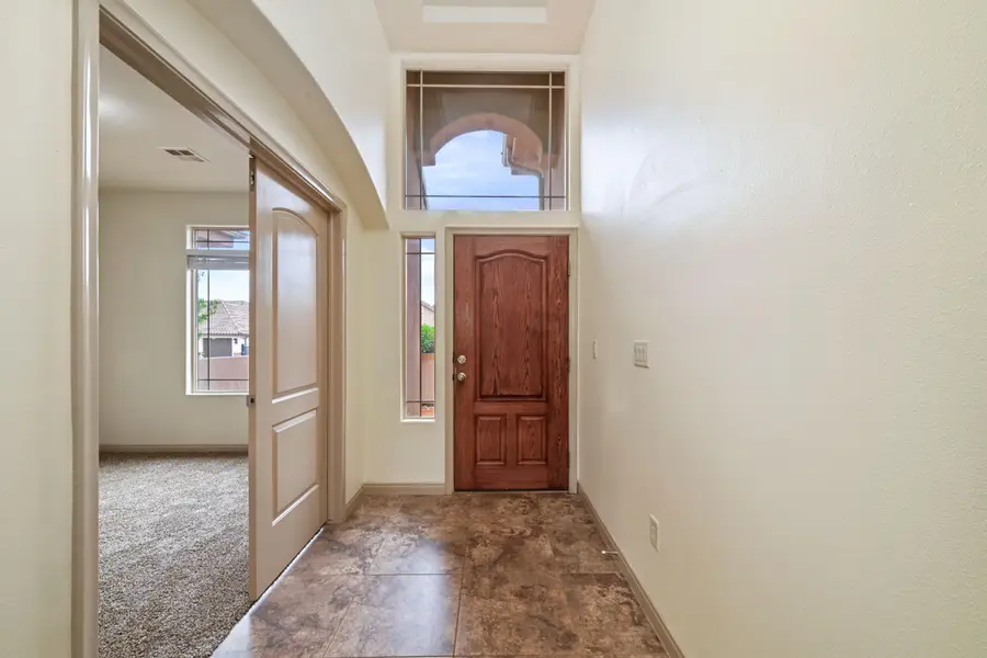 922 E Silver Shadows Dr, Washington, UT 84780 - Image #3