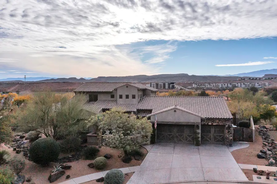 996 S Homestead Cir, Saint George, UT 84770 - Image #3