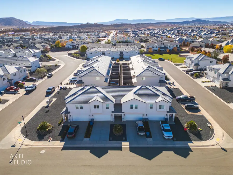 518 E Steeplechase Rd, Washington, UT 84780 - Image #2