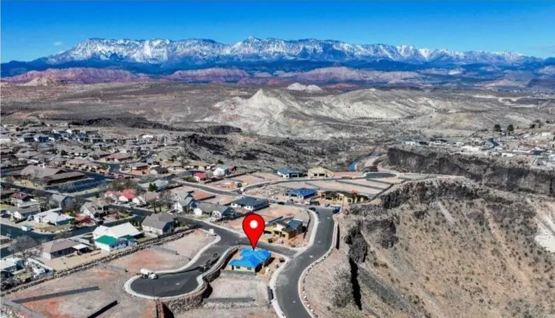 1043 N Falcon Ridge View, Hurricane, UT 84737 - #2