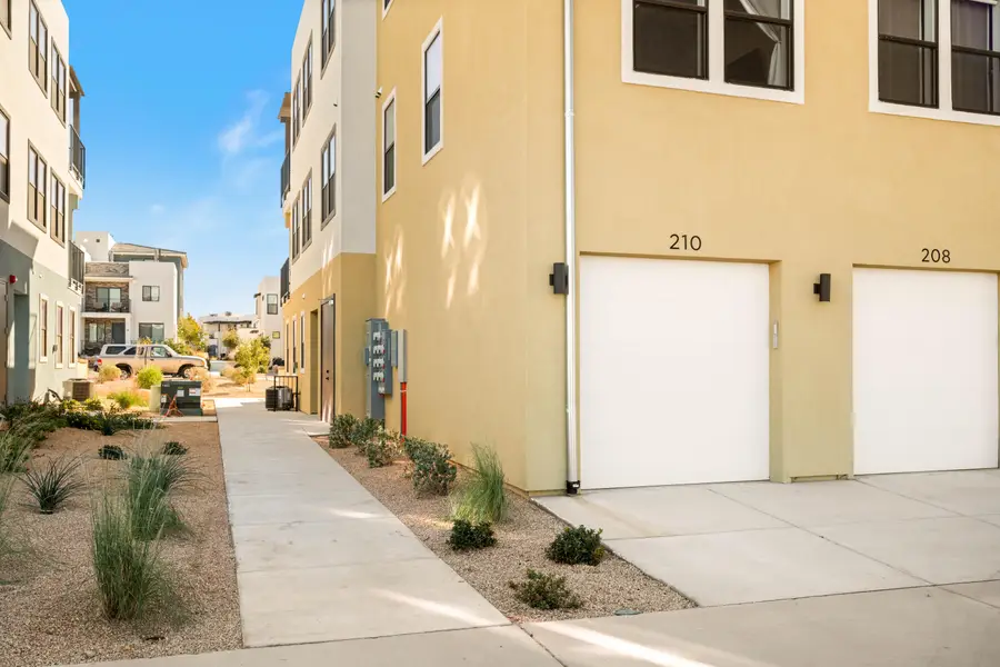 757 W Periwinkle Ln #210, Saint George, UT 84790 - Image #3