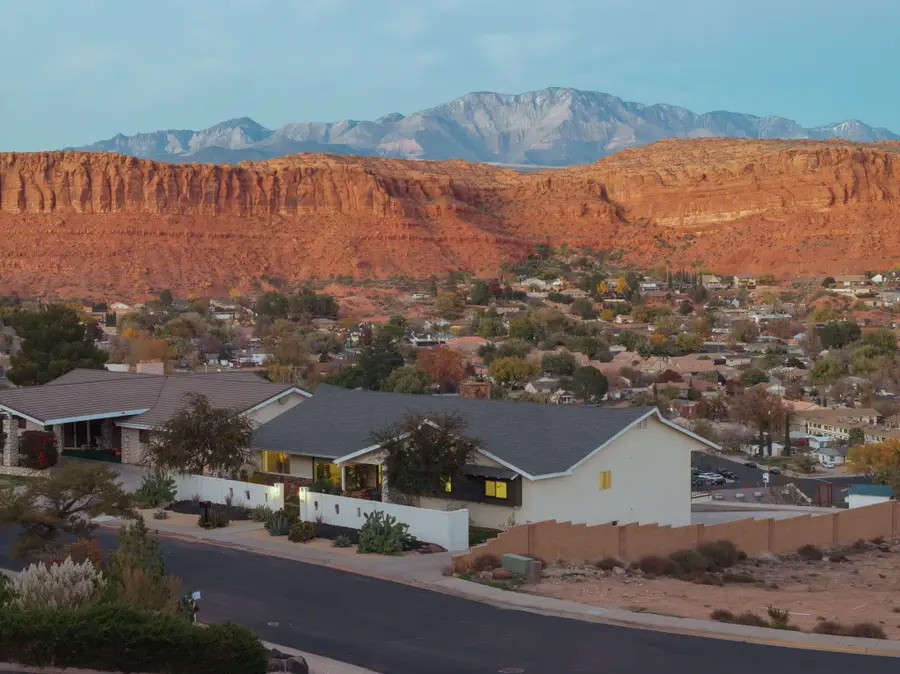 116 N Donlee Dr, Saint George, UT 84770 - Image #2