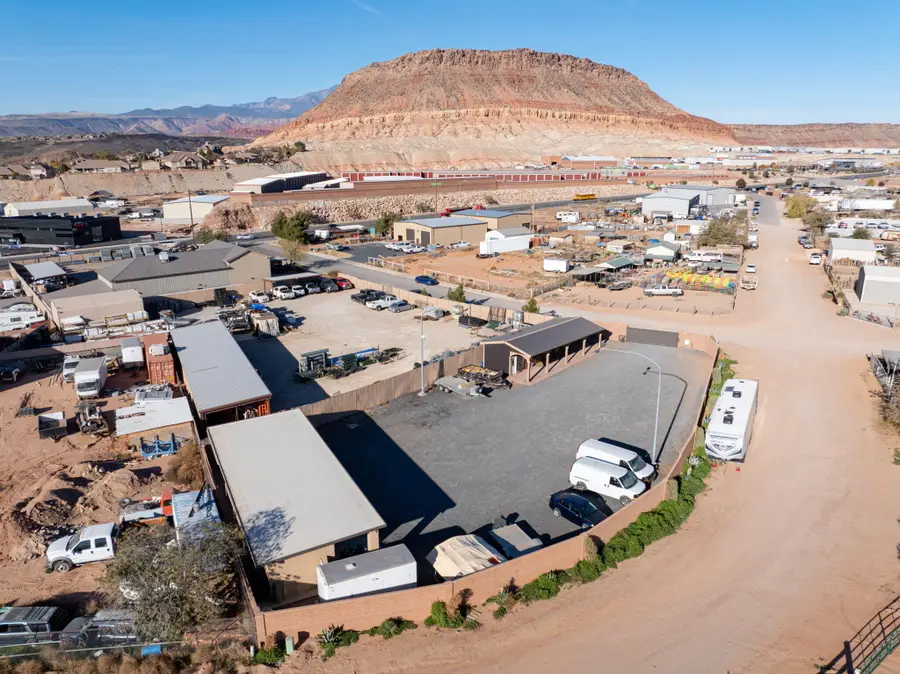 1636 S Quarter Horse Dr, Washington, UT 84780 - Image #3