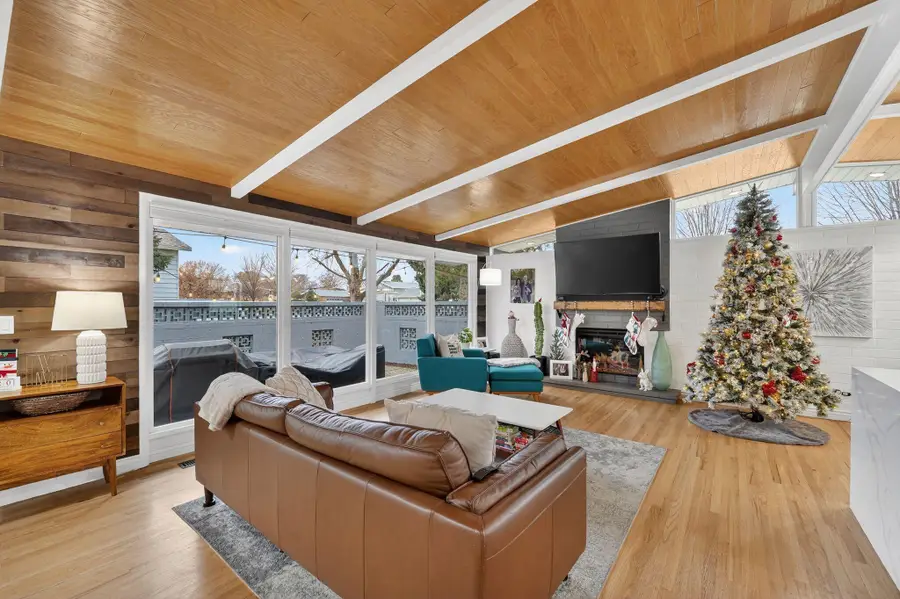 5443 S Dunbarton Dr, Salt Lake City, UT 84117 - Image #3