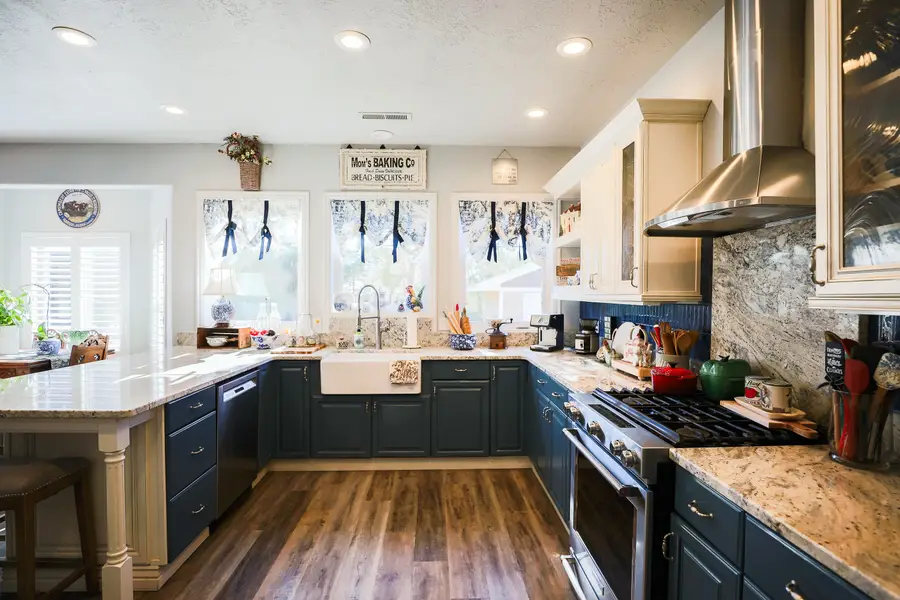 202 E Rye Dr, Central, UT 84722 - Image #3