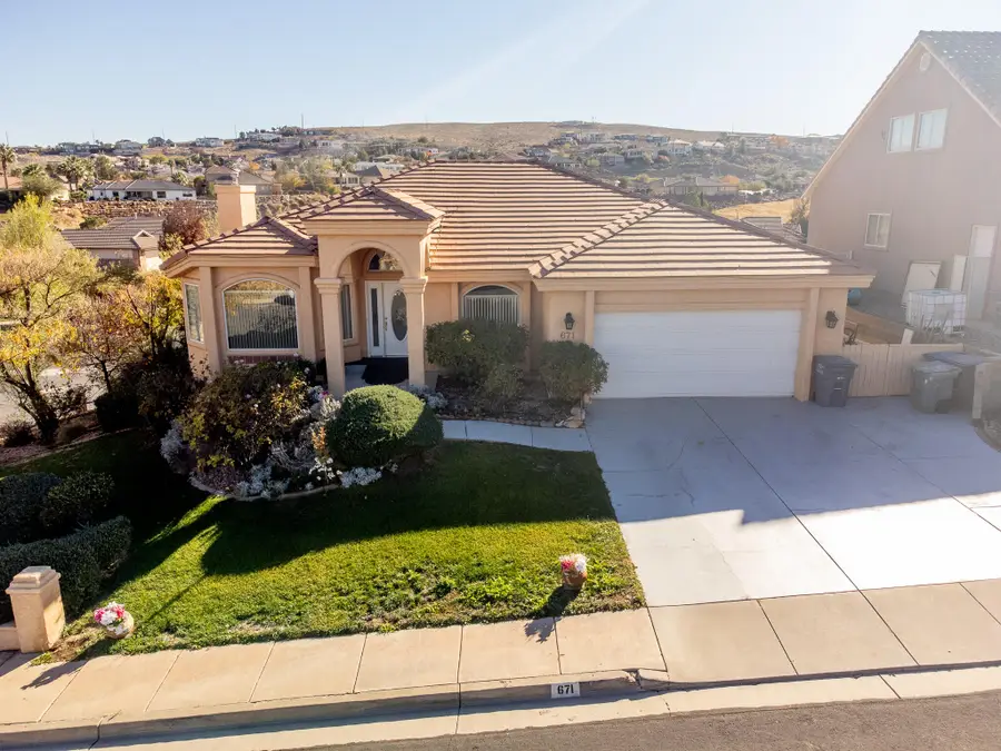671 W Crystal Drive, Saint George, UT 84790 - Image #2