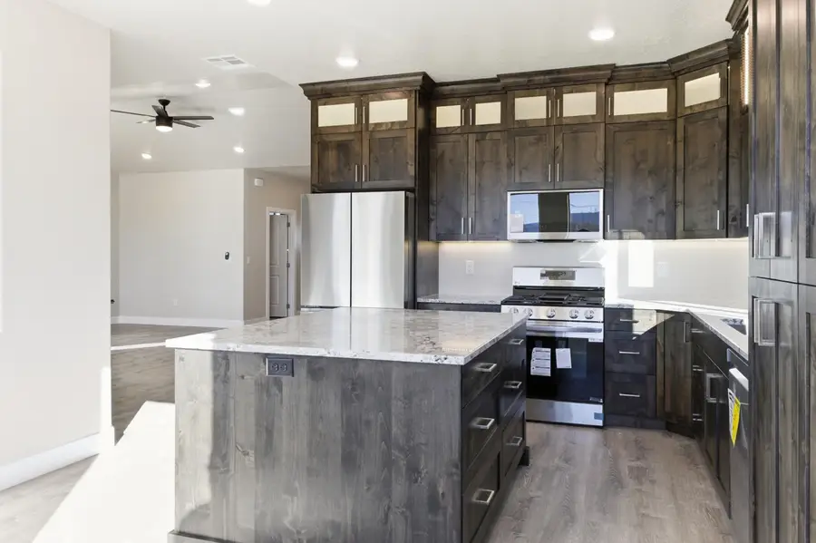 4937 N Winchester Dr, Enoch, UT 84021 - Image #3