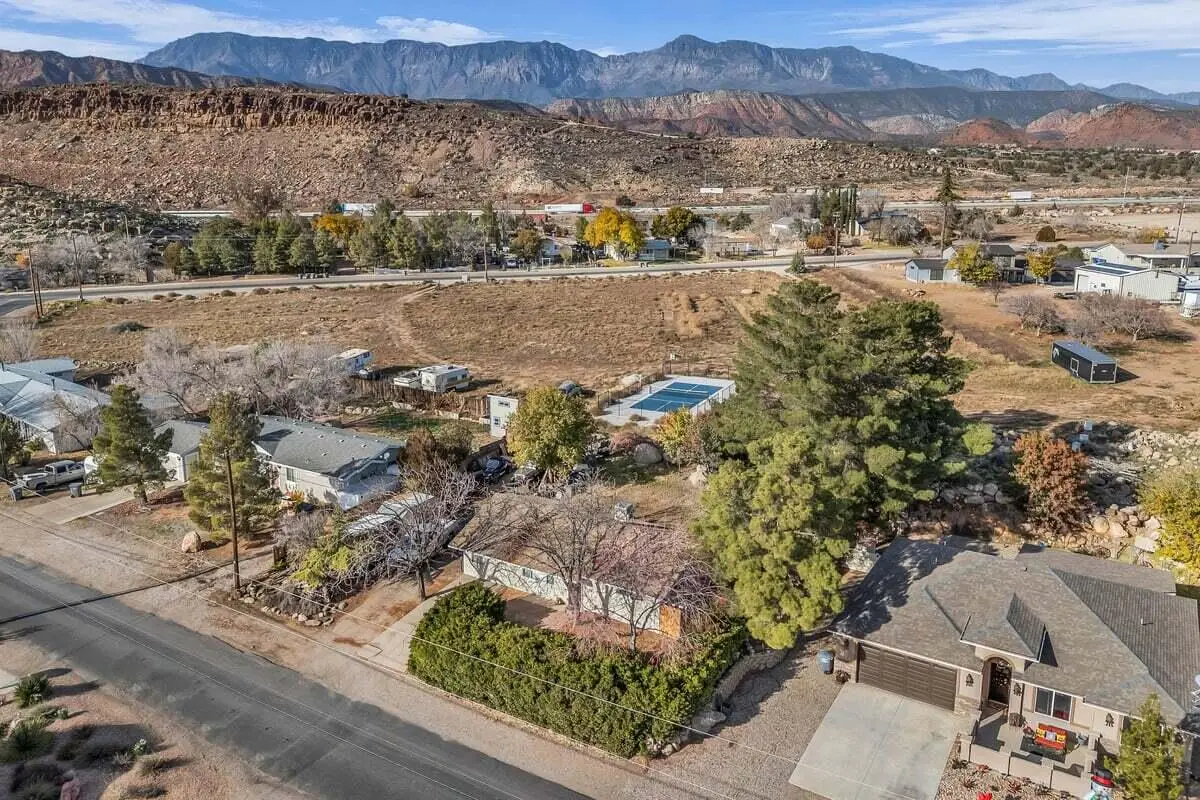 89 E Vista Ave, Leeds, UT 84746 - #1