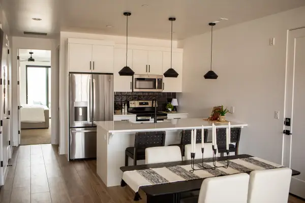 425 W Momori Cir #B1, Kanab, UT 84741