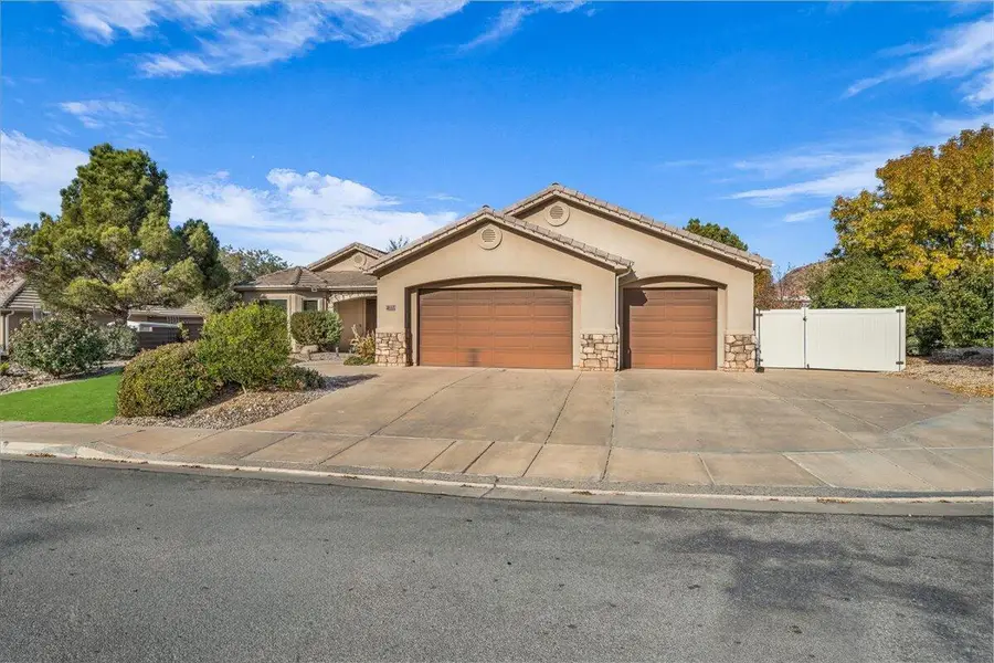 817 E Sonoran Dr, Washington, UT 84780 - #2