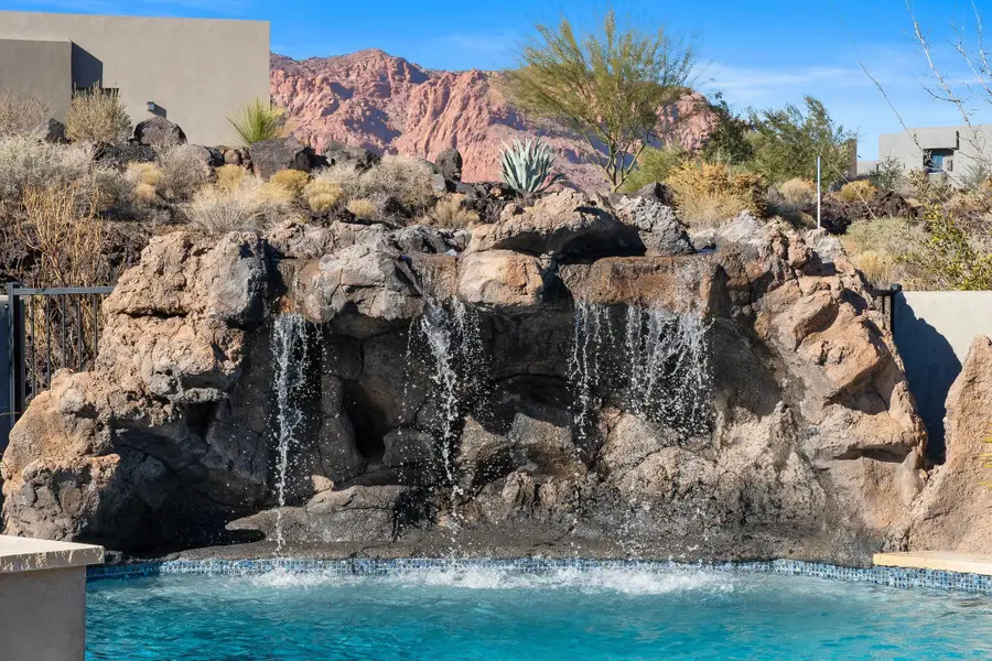 2442 N Kiva Trail, Saint George, UT 84770 - #3