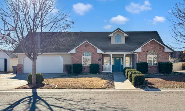 2368 S Coletero, Washington, UT 84780