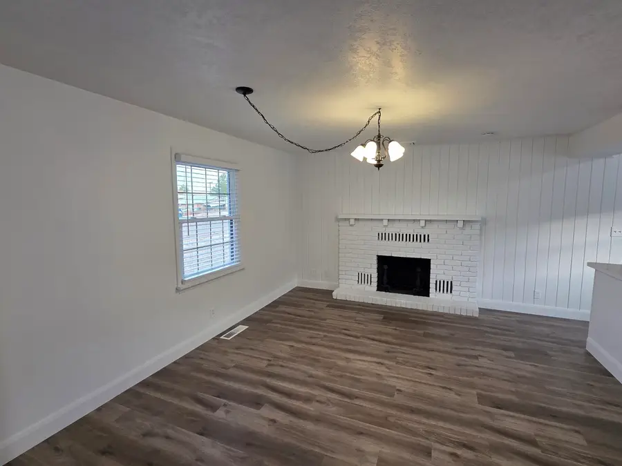 252 N Highland Dr, Cedar City, UT 84721 - Image #2