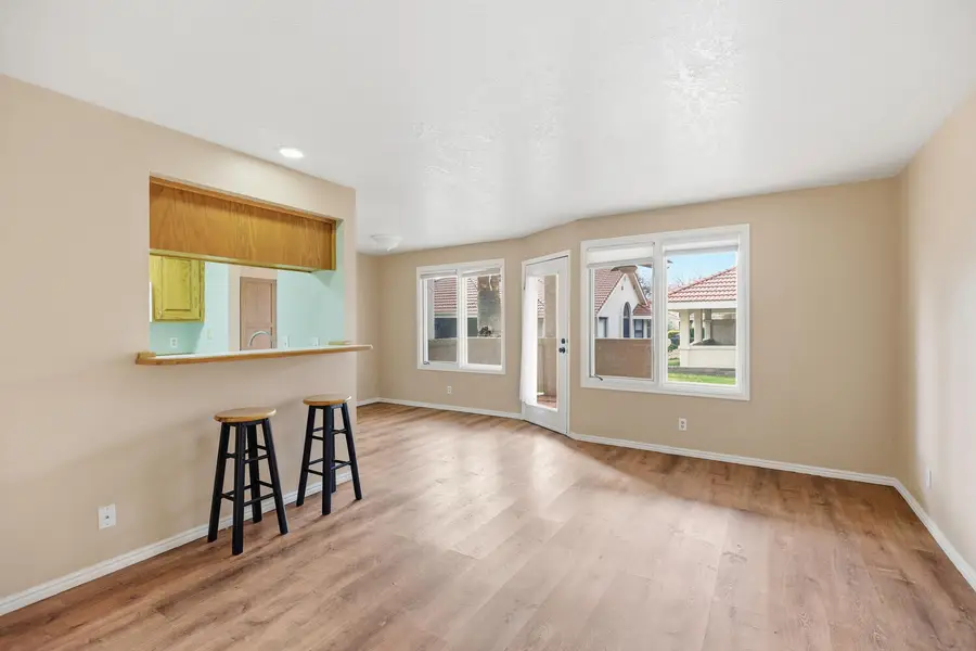 275 S Valley View #J102, Saint George, UT 84770 - Image #3