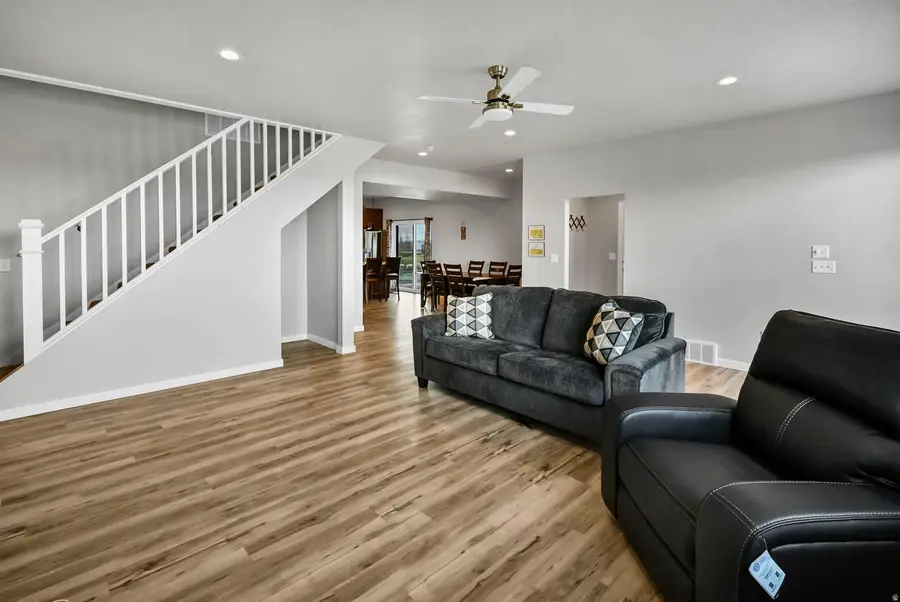 305 W 400, Ephraim, UT 84627 - #3