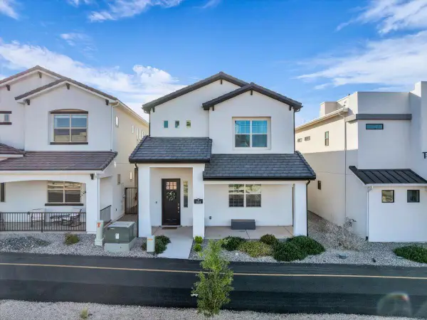 5664 S Carnelian Parkway, St George, UT 84790