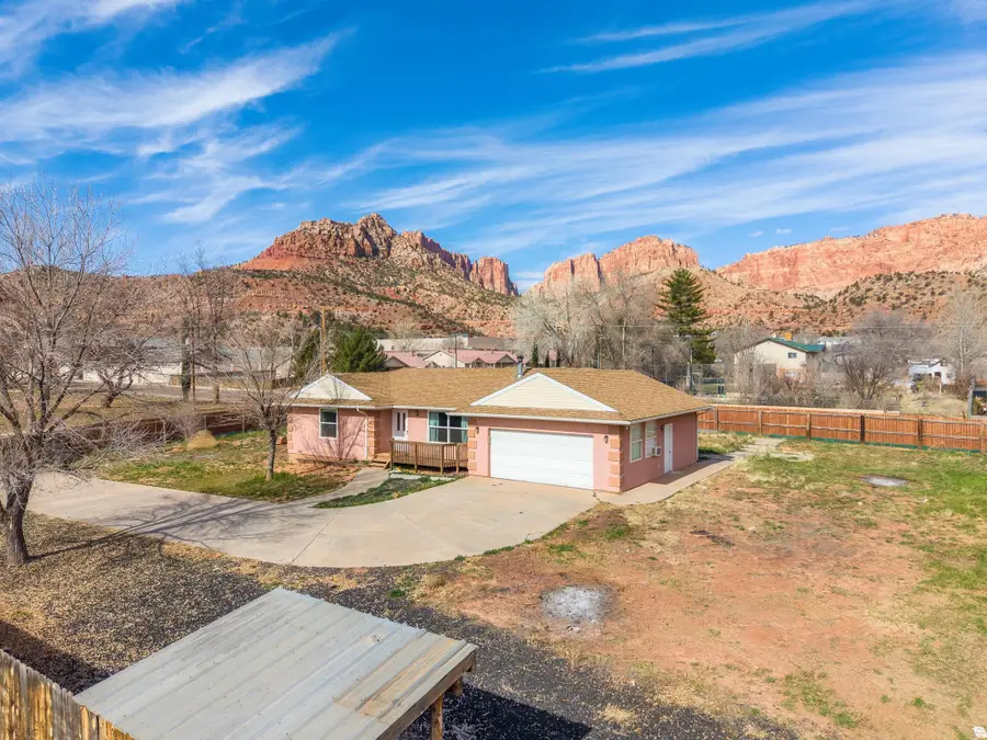 780 N Hildale St, Hildale, UT 84784 - #3