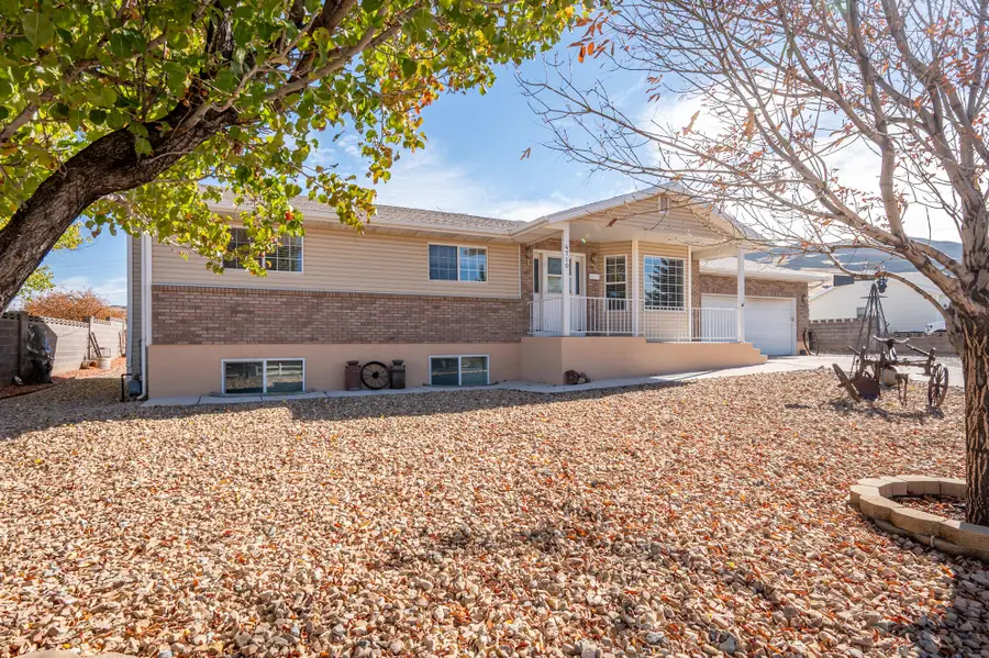 4710 N Horseshoe Dr, Enoch, UT 84721 - #3