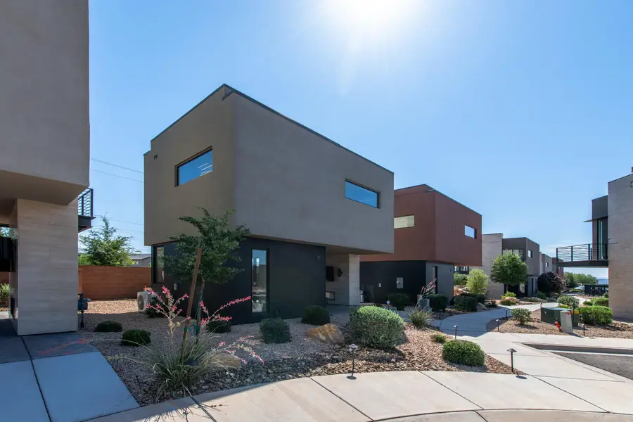 290 W Fitness Way #15, Ivins, UT 84738 - #3
