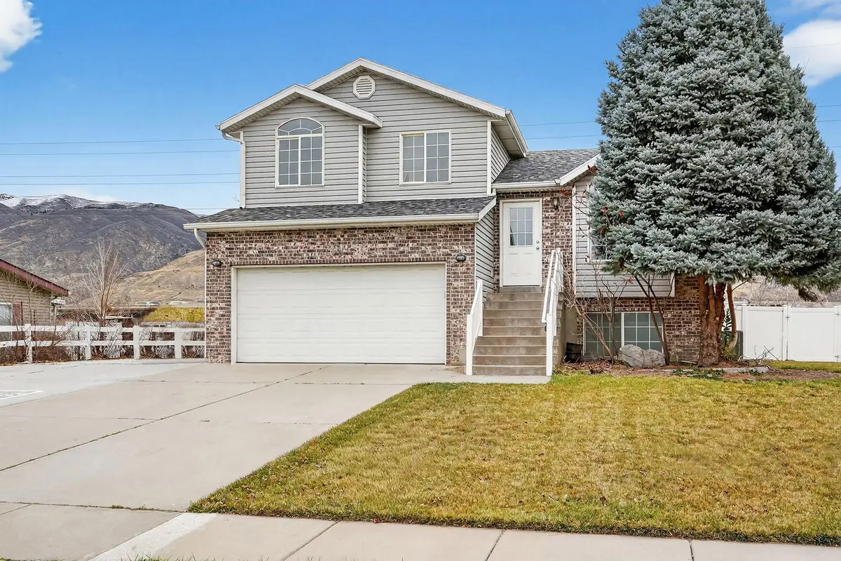 1520 N 550, West Bountiful, UT 84087 - #1