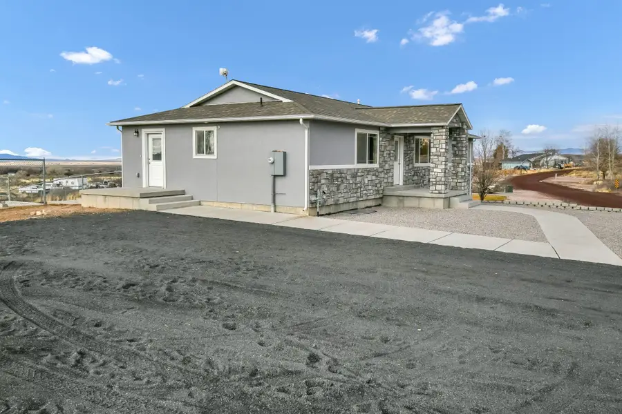 805 N Oak Mdw Dr, Oak City, UT 84649 - Image #2
