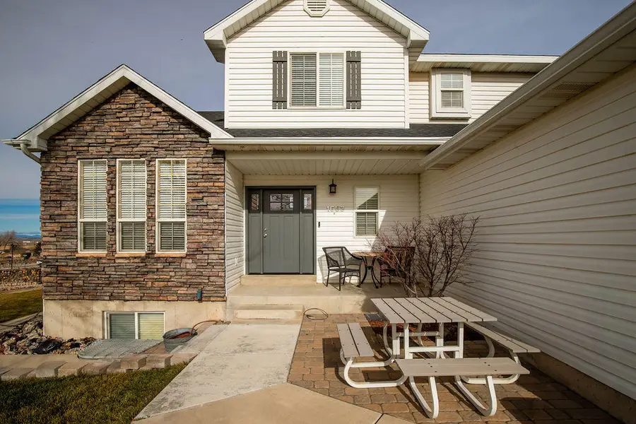 1653 N Millstone Cir, Enoch, UT 84721 - Image #2