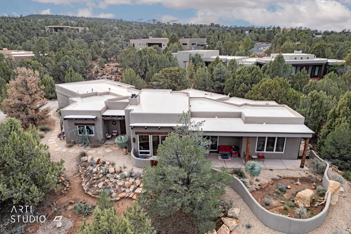 731 N Rock Garden Ln, Dammeron Valley, UT 84783 - Image #1