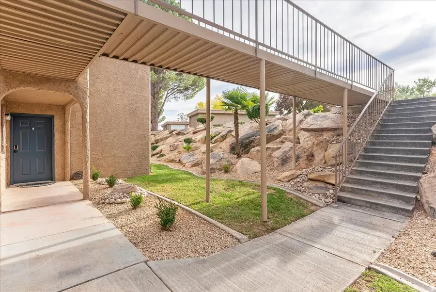 860 S Village Rd #R-4, Saint George, UT 84770 - Image #2