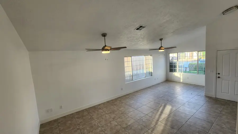 217 N 2900 St E, Saint George, UT 84790 - Image #3